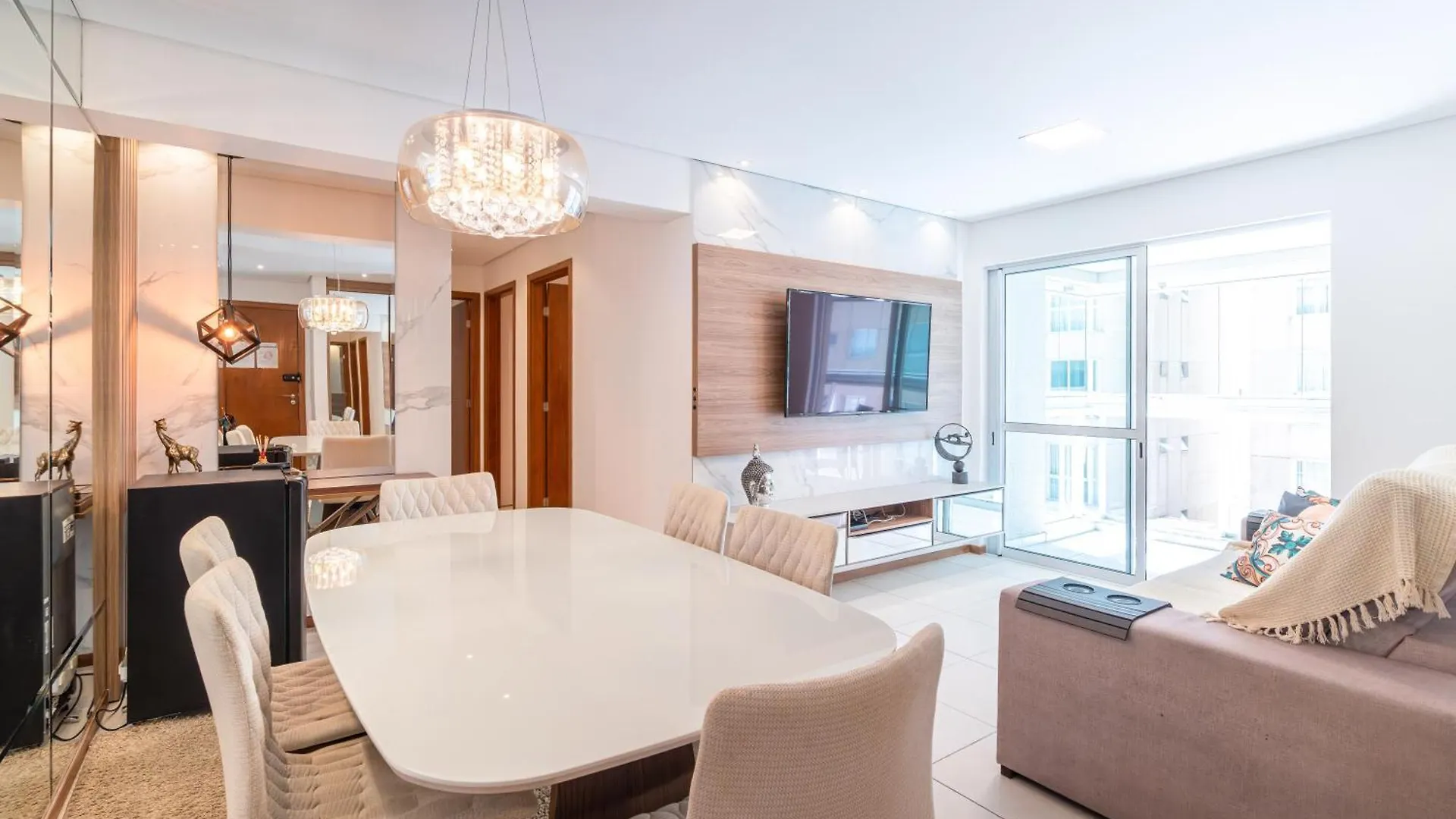 Daire Apto Vista Mar Home Club Pe Na Areia 3 Quartos Ares Condicionados Cozinha Completa Piscina Aquecida Jacuzzi Sauna Academia Quadra Playground Salao De Jogos 15Min Do Beto Carrero Piçarras