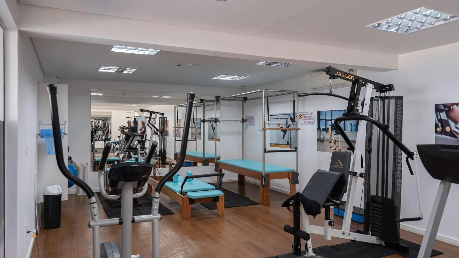Apto Vista Mar Home Club Pe Na Areia 3 Quartos Ares Condicionados Cozinha Completa Piscina Aquecida Jacuzzi Sauna Academia Quadra Playground Salao De Jogos 15Min Do Beto Carrero Piçarras 아파트