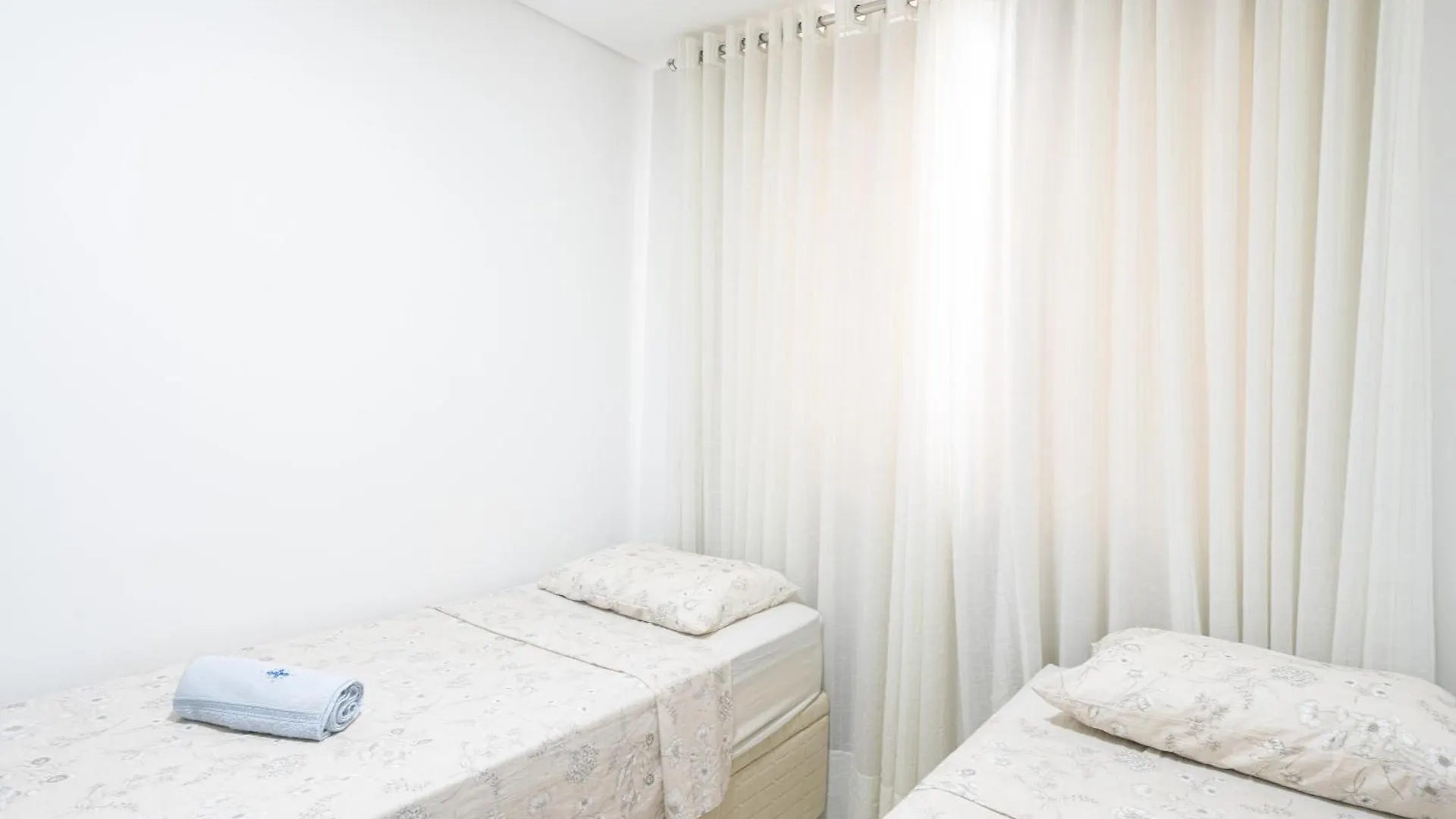 Apto Vista Mar Home Club Pe Na Areia 3 Quartos Ares Condicionados Cozinha Completa Piscina Aquecida Jacuzzi Sauna Academia Quadra Playground Salao De Jogos 15Min Do Beto Carrero Piçarras 0*,